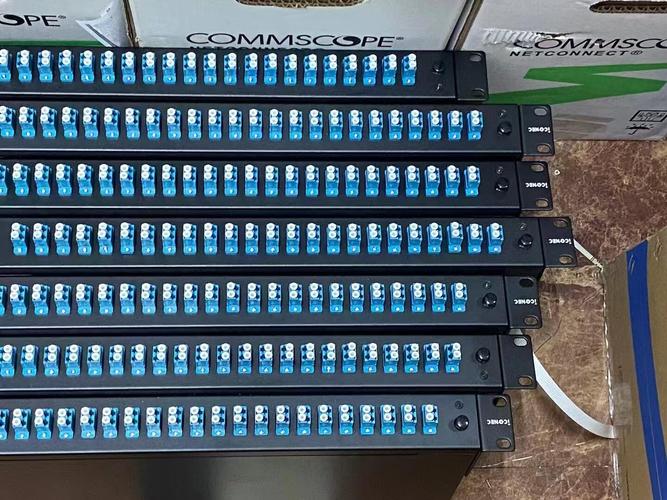 康普CommScope六類110配線架全面解析 高性能銅纜管理解決方案